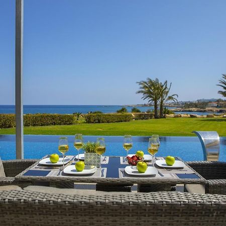 Protaras Seafront Villa Infinte Aretousa Eksteriør billede