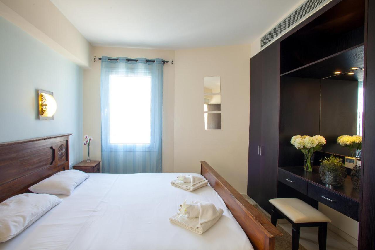 Protaras Seafront Villa Infinte Aretousa Eksteriør billede