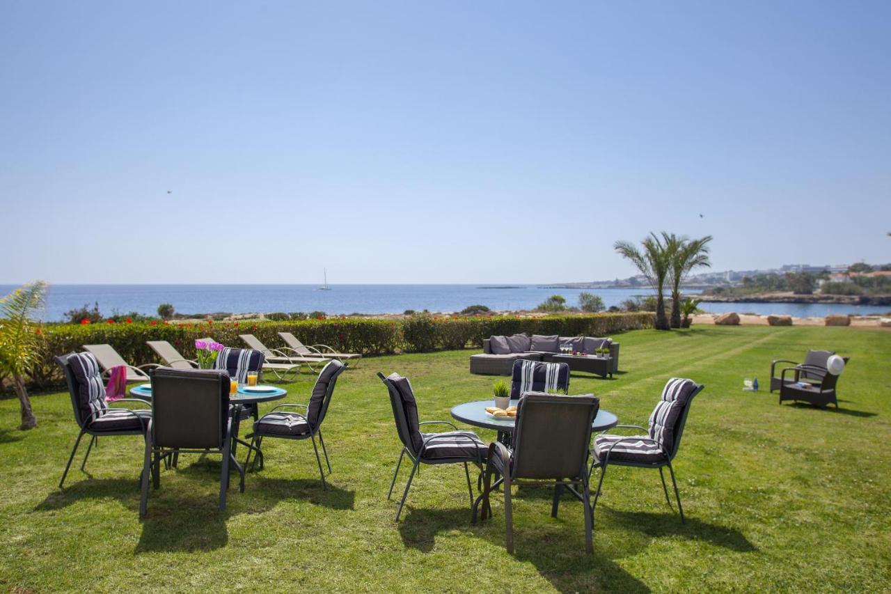 Protaras Seafront Villa Infinte Aretousa Eksteriør billede