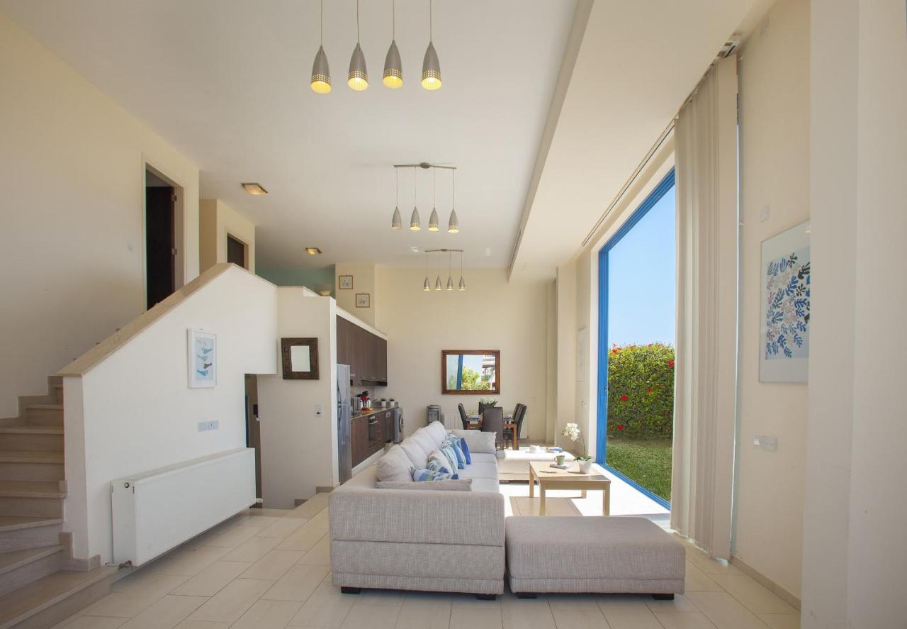Protaras Seafront Villa Infinte Aretousa Eksteriør billede