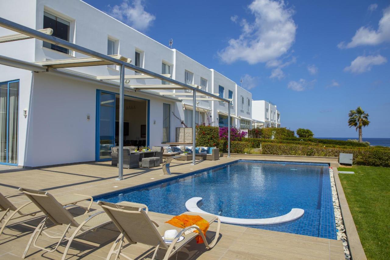 Protaras Seafront Villa Infinte Aretousa Eksteriør billede